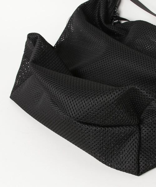 ADAM PATEK（アダムパテック）の「【ADAM PATEK】 mesh shoulder bag/メッシュショルダーバッグ（ショルダーバッグ・メンズ・ブラック・FREE）」の3枚目の写真