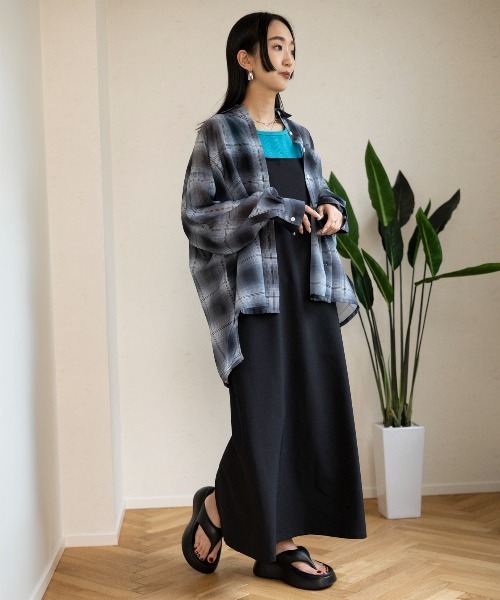 LEPSIM（レプシィム）の「EVA厚底トングサンダル　104667（サンダル・レディース・ブラック/オフホワイト/イエロー・LARGE/MEDIUM）」の9枚目の写真