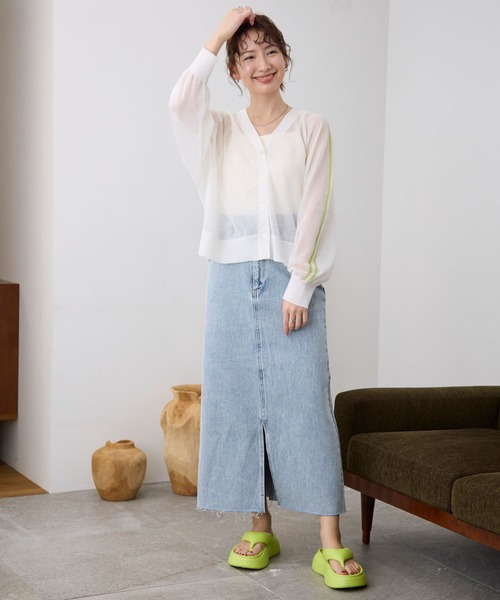 LEPSIM（レプシィム）の「EVA厚底トングサンダル　104667（サンダル・レディース・ブラック/オフホワイト/イエロー・LARGE/MEDIUM）」の14枚目の写真