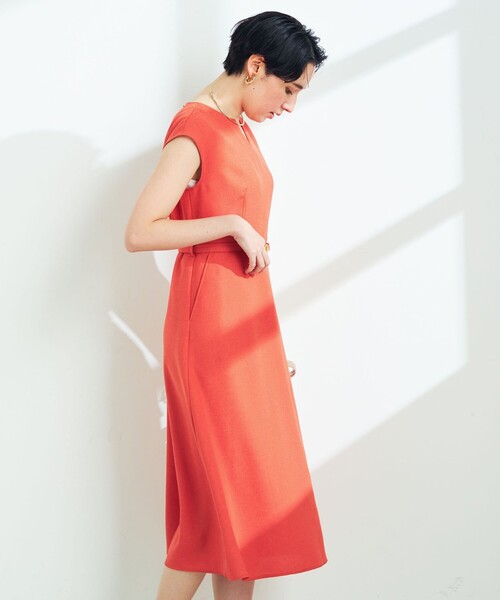 NOLLEY’S Sophi(ノーリーズソフィ)の「麻調合繊ベルト付きフレアワンピース(ワンピース・レディース・チャコールグレー/オレンジ/ベージュ・38/36)」の7枚目の写真