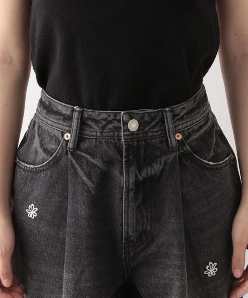 RAGEBLUE(レイジブルー)の「2size展開/フラワー刺繍アソートダメージタックワイドデニム(デニムパンツ・レディース・ブルー系1/ブルー系2/ブラック/ブルー/その他19・SMALL/MEDIUM)」の19枚目の写真