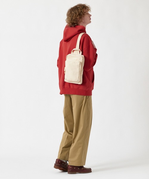 Levi's（リーバイス）の「Levi's/リーバイス ジップスリング バッグ ホワイト（ボディバッグ/ウエストポーチ・メンズ・ホワイト・OS）」の7枚目の写真