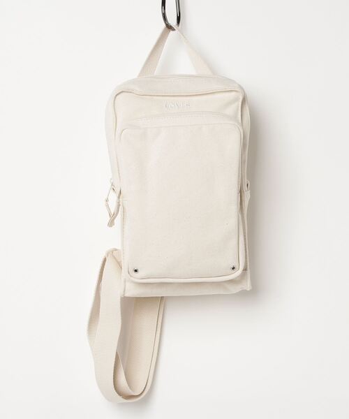 Levi's（リーバイス）の「Levi's/リーバイス ジップスリング バッグ ホワイト（ボディバッグ/ウエストポーチ・メンズ・ホワイト・OS）」の5枚目の写真