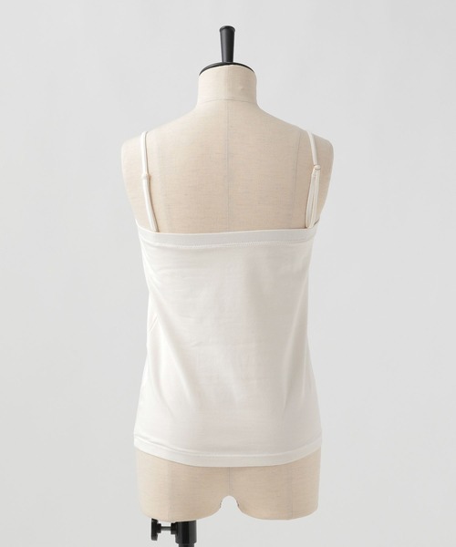 Elura(エルーラ)の「カップ付きベアトップインナー/115631(キャミソール・レディース・ホワイト/ライトベージュ/ブラック・FREE)」の11枚目の写真