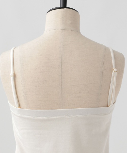 Elura(エルーラ)の「カップ付きベアトップインナー/115631(キャミソール・レディース・ホワイト/ライトベージュ/ブラック・FREE)」の12枚目の写真