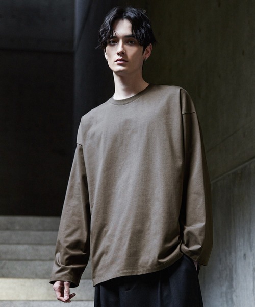 CLEL(クレイル)の「【CLEL】Functionary cotton heavyweight T-shirt/ファンクショナリーコットン ヘビーウェイトTシャツ(ロンT)(Tシャツ/カットソー・メンズ・ダークグリーン/グレイッシュブルー/ホワイト/チャコールグレー/ブラック/アッシュブラウン/ブルーグレー/ライトグレー/ワインレッド/ライトパープル/グレイッシュベージュ/カーキ・XS/L/M/S)」の14枚目の写真