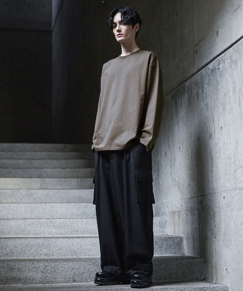 CLEL(クレイル)の「【CLEL】Functionary cotton heavyweight T-shirt/ファンクショナリーコットン ヘビーウェイトTシャツ(ロンT)(Tシャツ/カットソー・メンズ・ダークグリーン/グレイッシュブルー/ホワイト/チャコールグレー/ブラック/アッシュブラウン/ブルーグレー/ライトグレー/ワインレッド/ライトパープル/グレイッシュベージュ/カーキ・XS/L/M/S)」の16枚目の写真