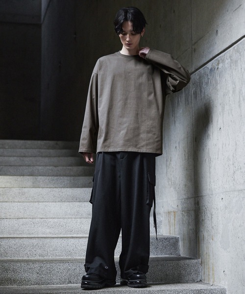 CLEL(クレイル)の「【CLEL】Functionary cotton heavyweight T-shirt/ファンクショナリーコットン ヘビーウェイトTシャツ(ロンT)(Tシャツ/カットソー・メンズ・ダークグリーン/グレイッシュブルー/ホワイト/チャコールグレー/ブラック/アッシュブラウン/ブルーグレー/ライトグレー/ワインレッド/ライトパープル/グレイッシュベージュ/カーキ・XS/L/M/S)」の17枚目の写真