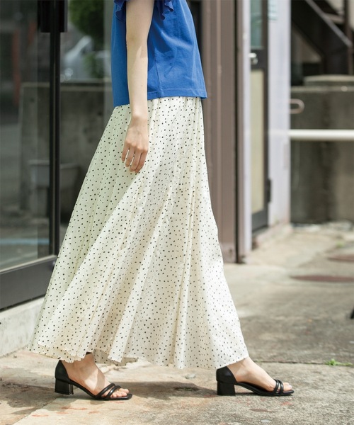 OPAQUE.CLIP（オペークドットクリップ）の「◆ロングフレアスカート オーガニックコットン混【洗濯機洗い可】（スカート・レディース・ブラック/パープル/グリーン系その他2/ホワイト系8・38/40/42）」の2枚目の写真