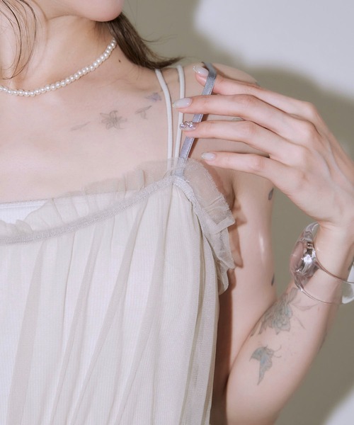 Auntie Rosa(アンティローザ)の「再入荷【_chunpi】バックロングリボンのシアーチュールワンピース(ワンピース・レディース・ブルーグレー/オフホワイト・FREE)」の7枚目の写真