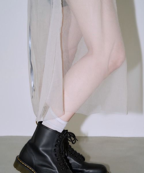 Auntie Rosa(アンティローザ)の「再入荷【_chunpi】バックロングリボンのシアーチュールワンピース(ワンピース・レディース・ブルーグレー/オフホワイト・FREE)」の6枚目の写真