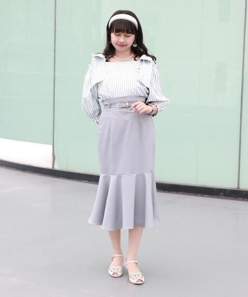 an another angelus(アンアナザーアンジェラス)の「ビッグリボンオフショルブラウス/ananotherangelus(シャツ/ブラウス・レディース・ホワイト×ブラック/オフホワイト/ブラック・FREE)」の7枚目の写真