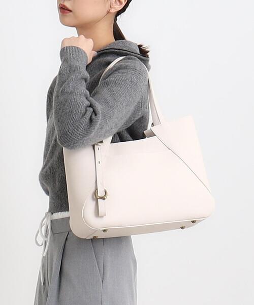 TOFF&LOADSTONE(トフアンドロードストーン)の「ラップトート ライトシュリンク(L)(トートバッグ・レディース・サンドベージュ/グレー系その他6/ブラウン系その他2/ホワイト系/ブラック/チャコールグレー・00)」の11枚目の写真