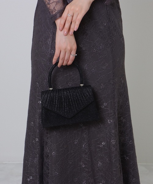 Lace Ladies(レースレディース)の「ギャザー フラップ コンパクト スクエア ハンド バッグ(クラッチバッグ・レディース・シルバー/ブラック/ベージュ・FREE)」の19枚目の写真