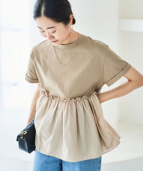 le.coeur blanc(ルクールブラン)の「コットンローンコンビカットプルオーバー(Tシャツ/カットソー・レディース・ベージュ/ブラック・38)」の5枚目の写真