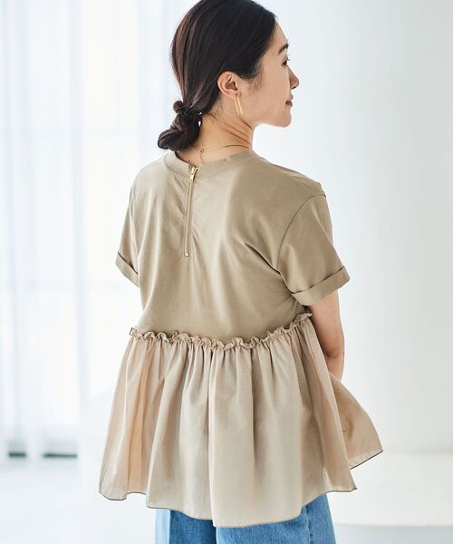 le.coeur blanc(ルクールブラン)の「コットンローンコンビカットプルオーバー(Tシャツ/カットソー・レディース・ベージュ/ブラック・38)」の8枚目の写真