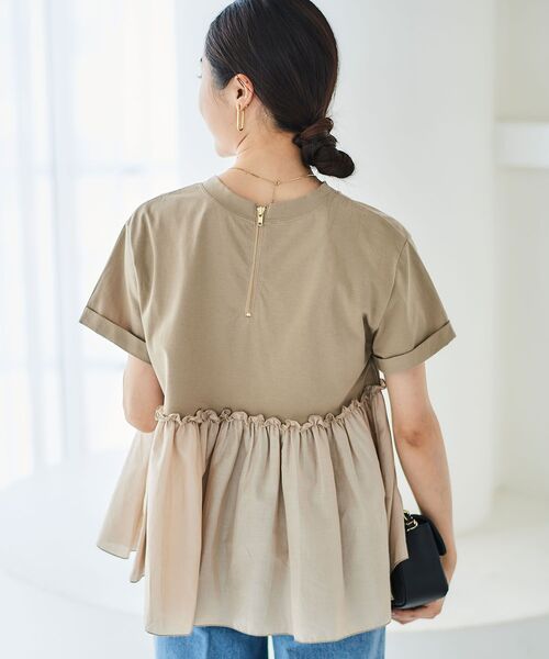le.coeur blanc(ルクールブラン)の「コットンローンコンビカットプルオーバー(Tシャツ/カットソー・レディース・ベージュ/ブラック・38)」の9枚目の写真