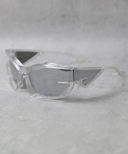 ８(eight)（エイト）の「シャープサングラス（サングラス・メンズ・オレンジ/グリーン/レッド/ブラック/グレー系その他/その他/ブラック系その他/グレー/クリア/ピンク・FREE）」の10枚目の写真