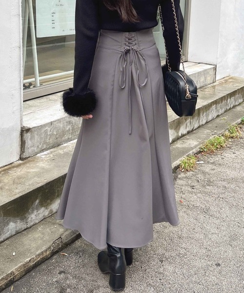 INGNI(イング)の「バックレースアップマーメイドスカート/A(スカート・レディース・ブラック系その他3/ブラウン/ボルドー/ブラック/ライトベージュ/サックスブルー/チャコールグレー/ブラウン系その他2/ピンク/その他11/その他7・FREE/L)」の3枚目の写真