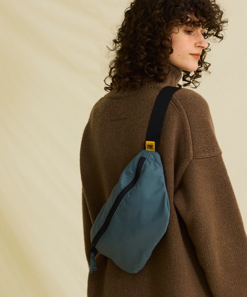 KELTY（ケルティ）の「＜環境にやさしくタフ！KELTYのスリムミニボディバッグ＞【KELTY】80's SLIM FANNY（ボディバッグ/ウエストポーチ・レディース・モカ/ブラック/グレー系その他・FREE）」の14枚目の写真