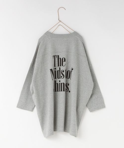 LOWRYS FARM（ローリーズファーム）の「アソートロゴプリントワンピースＬＳ　143094（ワンピース・キッズ・ピンク/ネイビー/ブルー/グレー/ブラック/グレー系その他/オフホワイト・140cm/130cm/120cm/110cm/150cm）」の3枚目の写真