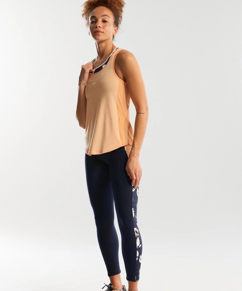 ROXY(ロキシー)の「PURE PURSUIT MESH TA/ロキシー速乾フィットネスメッシュタンクトップ(タンクトップ・レディース・オレンジ・X-SMALL/SMALL/MEDIUM)」の2枚目の写真
