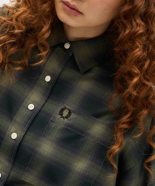 FRED PERRY（フレッドペリー）の「Brushed Check Shirt（シャツ/ブラウス・レディース・ベージュ/モスグリーン・8/10）」の20枚目の写真
