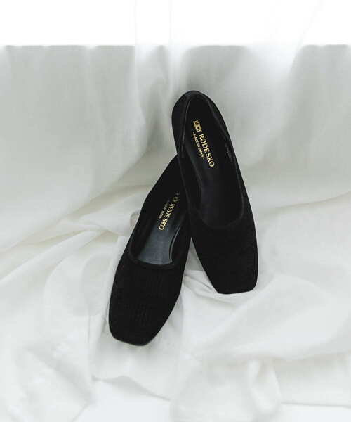 RODE SKO（ロデスコ）の「『MADE IN JAPAN』スクエアベロアメッシュフラット（バレエシューズ・レディース・ブラック/ベージュ/グレー・36/37/38）」の6枚目の写真