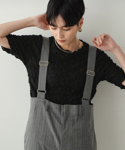OPAQUE.CLIP(オペークドットクリップ)の「◆シャーリングレース5分袖カットソー【洗濯機洗い可】(Tシャツ/カットソー・レディース・ホワイト/ブラック/チャコールグレー・00)」の2枚目の写真