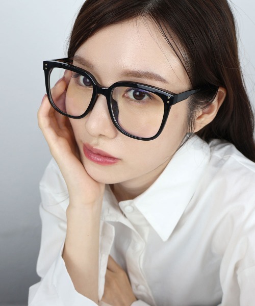 CEMONEMO（セモネモ）の「【UVカット】 ウェリントン ビッグフレーム メガネ（メガネ・レディース・クリア/ブラック・FREE）」の9枚目の写真
