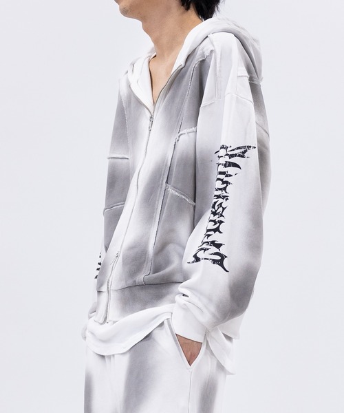 13】グランジデザイン アイレットホール/アップリケ フルジップ