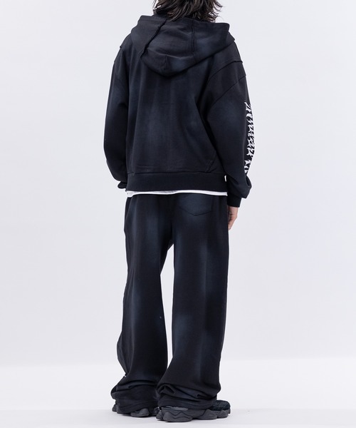 JOHN'S CLOSET(ジョンズクローゼット)の「【13】グランジデザイン アイレットホール/アップリケ フルジップパーカー(パーカー・メンズ・オフホワイト/チャコールグレー/ブラウン/グレー系その他/スモークピンク/ブラウン系その他/ホワイト系その他/ブラック・LARGE/MEDIUM)」の15枚目の写真