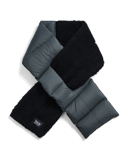 TAION（タイオン）の「【TAION(タイオン)】〈グッズ〉マウンテン アシンメトリー ダウン×ボア マフラー（マフラー・メンズ・ネイビー系1/ベージュ系その他2/ブラック×ベージュ/ブラック×ブラック/レッド系その他3/オリーブ系/パープル系その他2/オリーブ系2/ネイビー系2/ネイビー系4/グリーン系その他4/ライトグレー系3/ブラウン系その他4/ライトグレー系/グレー系その他3/ブラウン系その他7/ネイビー系5・ONESIZE）」の4枚目の写真