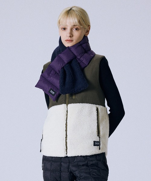 TAION（タイオン）の「【TAION(タイオン)】〈グッズ〉マウンテン アシンメトリー ダウン×ボア マフラー（マフラー・メンズ・ネイビー系1/ベージュ系その他2/ブラック×ベージュ/ブラック×ブラック/レッド系その他3/オリーブ系/パープル系その他2/オリーブ系2/ネイビー系2/ネイビー系4/グリーン系その他4/ライトグレー系3/ブラウン系その他4/ライトグレー系/グレー系その他3/ブラウン系その他7/ネイビー系5・ONESIZE）」の16枚目の写真