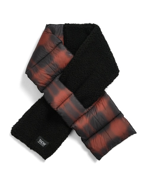 TAION（タイオン）の「【TAION(タイオン)】〈グッズ〉マウンテン アシンメトリー ダウン×ボア マフラー（マフラー・メンズ・ネイビー系1/ベージュ系その他2/ブラック×ベージュ/ブラック×ブラック/レッド系その他3/オリーブ系/パープル系その他2/オリーブ系2/ネイビー系2/ネイビー系4/グリーン系その他4/ライトグレー系3/ブラウン系その他4/ライトグレー系/グレー系その他3/ブラウン系その他7/ネイビー系5・ONESIZE）」の17枚目の写真