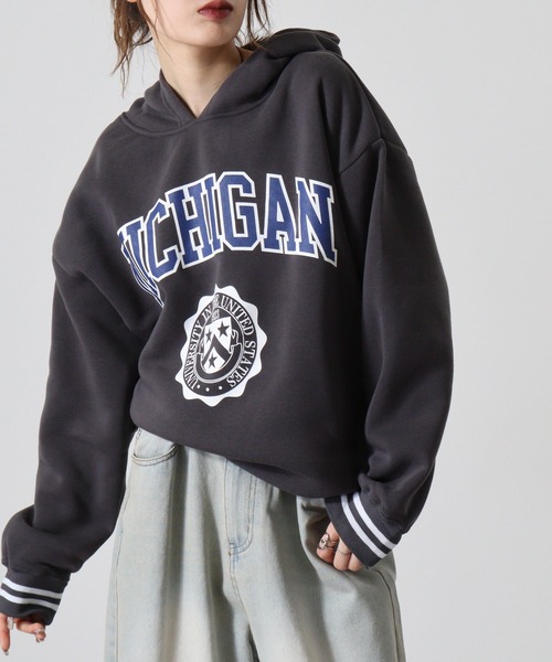 FUNALIVE(ファンアライブ)の「Logo print line rib sweat hoodie / ロゴプリント ラインリブ 裏起毛プルオーバーパーカー unisex(パーカー・メンズ・ダークグリーン/ヘザーチャコール/杢グレー/グレー系その他2/グリーン系その他/ベージュ/ネイビー/チャコール/グリーン系その他2/グレー系その他3/ベージュ系その他/ネイビー系1/グレー系その他/グレイッシュベージュ/チャコールグレー/ブラック系その他・XL/M/L)」の8枚目の写真
