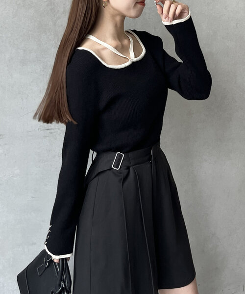 Thevon（ゼボン）の「バイカラーホルターネックリブニット（ニット/セーター・レディース・モカ/アイボリー/ブラック/チャコールグレー・FREE）」の5枚目の写真