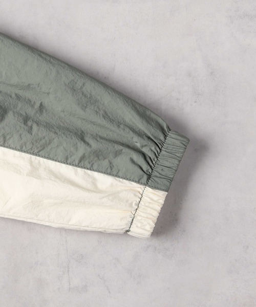 Right-on（ライトオン）の「【UMBRO】ナイロンジャケット（ブルゾン・キッズ・ホワイト×カーキブラウン/カーキブラウン・130/140/150/160）」の6枚目の写真