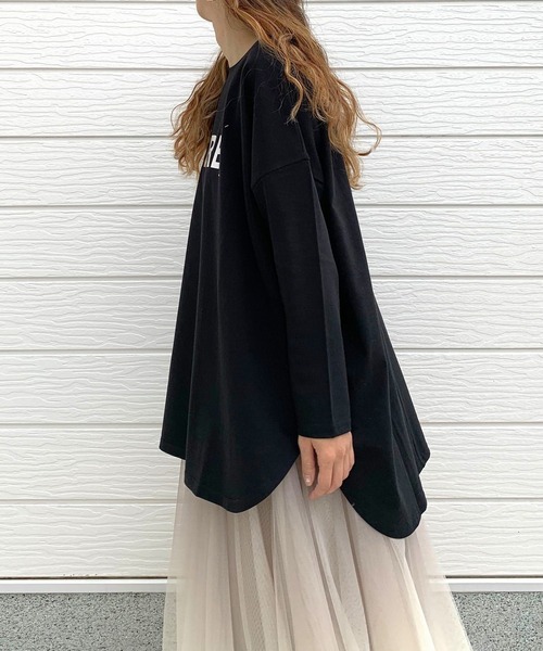 Q（キュー）の「メタリックロゴロンT（Tシャツ/カットソー・レディース・ホワイト/ブラック・MEDIUM）」の10枚目の写真