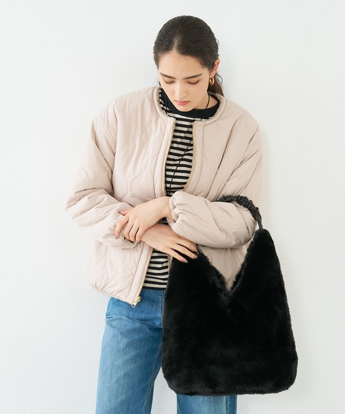 CACHELLIE(カシェリエ)の「【WEB限定】【CACHELLIE】FUR TOTEBAG ギャザーハンドルファートートバッグ(トートバッグ・レディース・ブラック/ベージュ/グレイッシュベージュ・フリー)」の16枚目の写真
