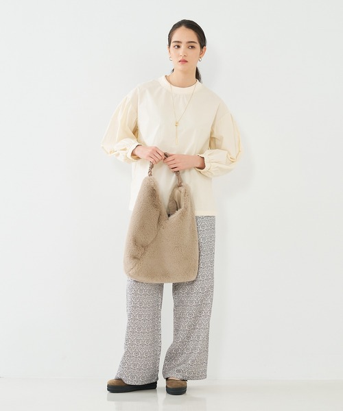 CACHELLIE(カシェリエ)の「【WEB限定】【CACHELLIE】FUR TOTEBAG ギャザーハンドルファートートバッグ(トートバッグ・レディース・ブラック/ベージュ/グレイッシュベージュ・フリー)」の21枚目の写真
