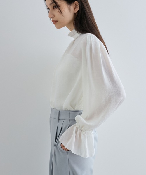 VIS（ビス）の「【前後2WAY】フリルカラーブラウス【洗える】（シャツ/ブラウス・レディース・ブラウン/オフホワイト・FREE）」の8枚目の写真