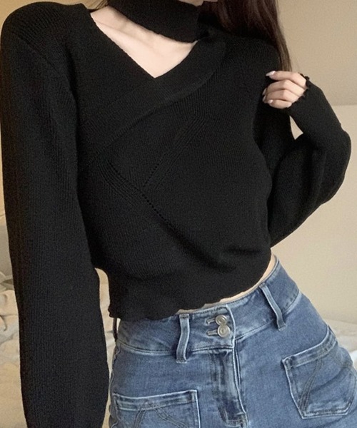 Nia（ニア）の「Nia(ニア)/チョーカー風　クロップドニットトップス（ニット/セーター・レディース・レッド/ブラック/ホワイト/ベージュ・FREE）」の13枚目の写真