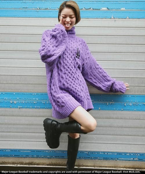 BACK TO THE FIELD（バック トゥー ザ フィールド）の「【MLB】ハイネックモールニットトップス（ニット/セーター・レディース・オフホワイト/ネイビー/パープル・FREE）」の13枚目の写真