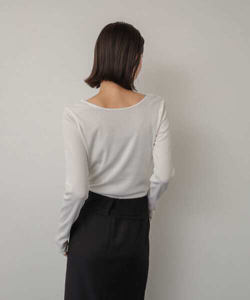 SENSE OF PLACE by URBAN RESEARCH(センスオブプレイスバイアーバンリサーチ)の「プレートツキバレエネックトップ(Tシャツ/カットソー・レディース・レッド/オフホワイト/チャコールグレー・ONE)」の11枚目の写真