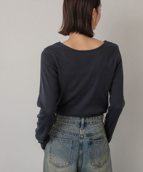 SENSE OF PLACE by URBAN RESEARCH(センスオブプレイスバイアーバンリサーチ)の「プレートツキバレエネックトップ(Tシャツ/カットソー・レディース・レッド/オフホワイト/チャコールグレー・ONE)」の18枚目の写真