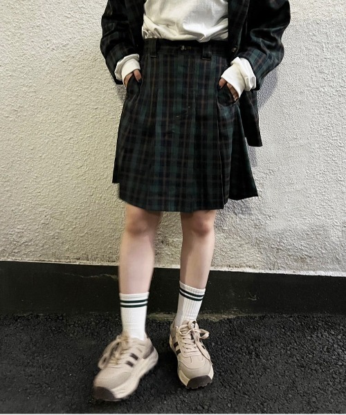 DOUBLE NAME(ダブルネーム)の「プリーツミニスカート(スカート・レディース・ネイビー系/グリーン系・FREE)」の8枚目の写真