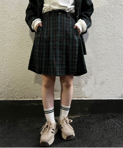 DOUBLE NAME(ダブルネーム)の「プリーツミニスカート(スカート・レディース・ネイビー系/グリーン系・FREE)」の9枚目の写真