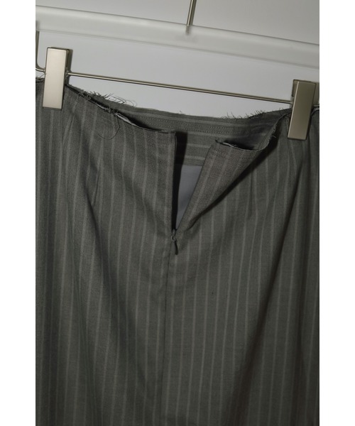 anuke(アンヌーク)の「Cutoff Pencil Skirt(スカート・レディース・グレー/ブラック・36inch/38inch)」の13枚目の写真