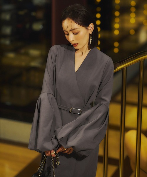 anuans ボリュームスリーブナローワンピース アニュアンス グレー anuans（アニュアンス）の「ボリュームスリーブナローワンピース